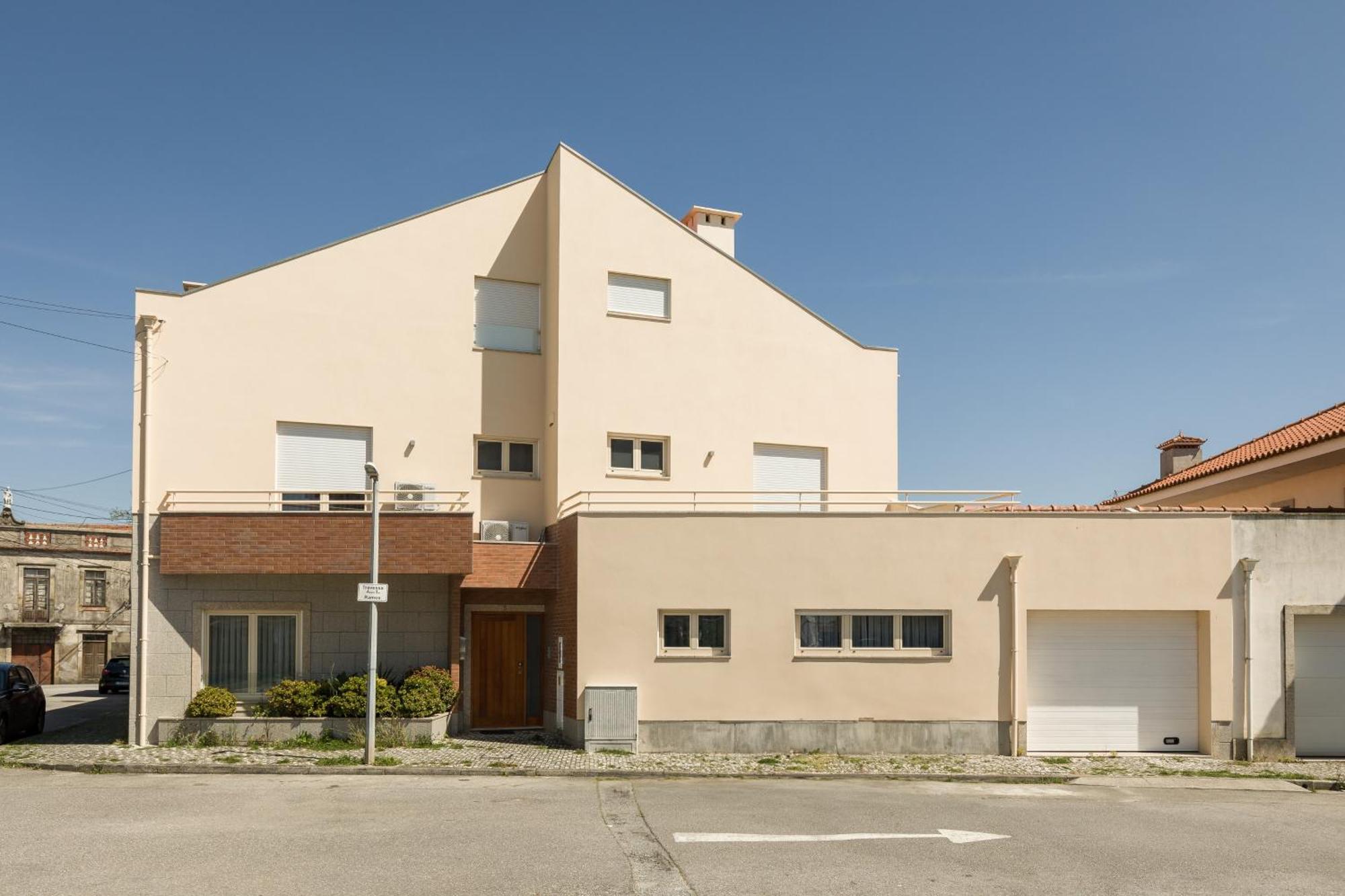 Villa Viravento - Family House Espinho  Exterior foto